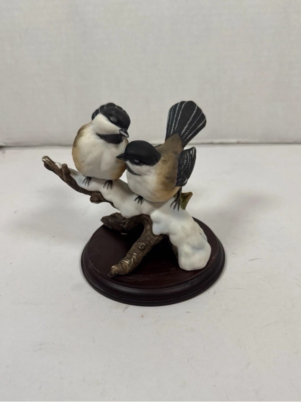Masterpiece Porcelain Chickadees Bird Figurine 1991 Winter Snow Branch Art Decor - Picture 7 of 7